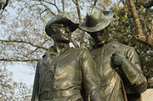 Monument Prints: Statue of soldiers on the Confederate Memorial