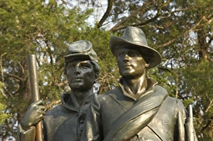 Monument Prints: Statue of soldiers on the Confederate Memorial