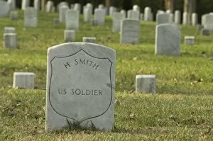 Images Dated 8th April 2011: Union grave, National Cemetery, Shiloh battlefield
